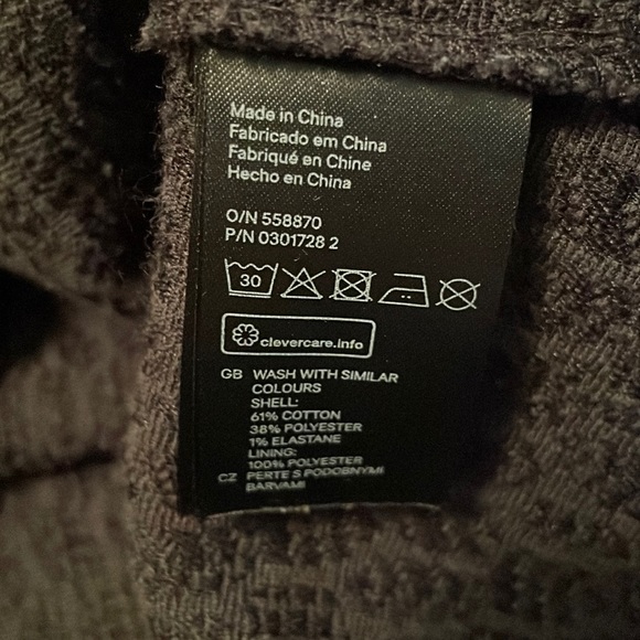 Textured sleeveless dress - Picture 5 of 5